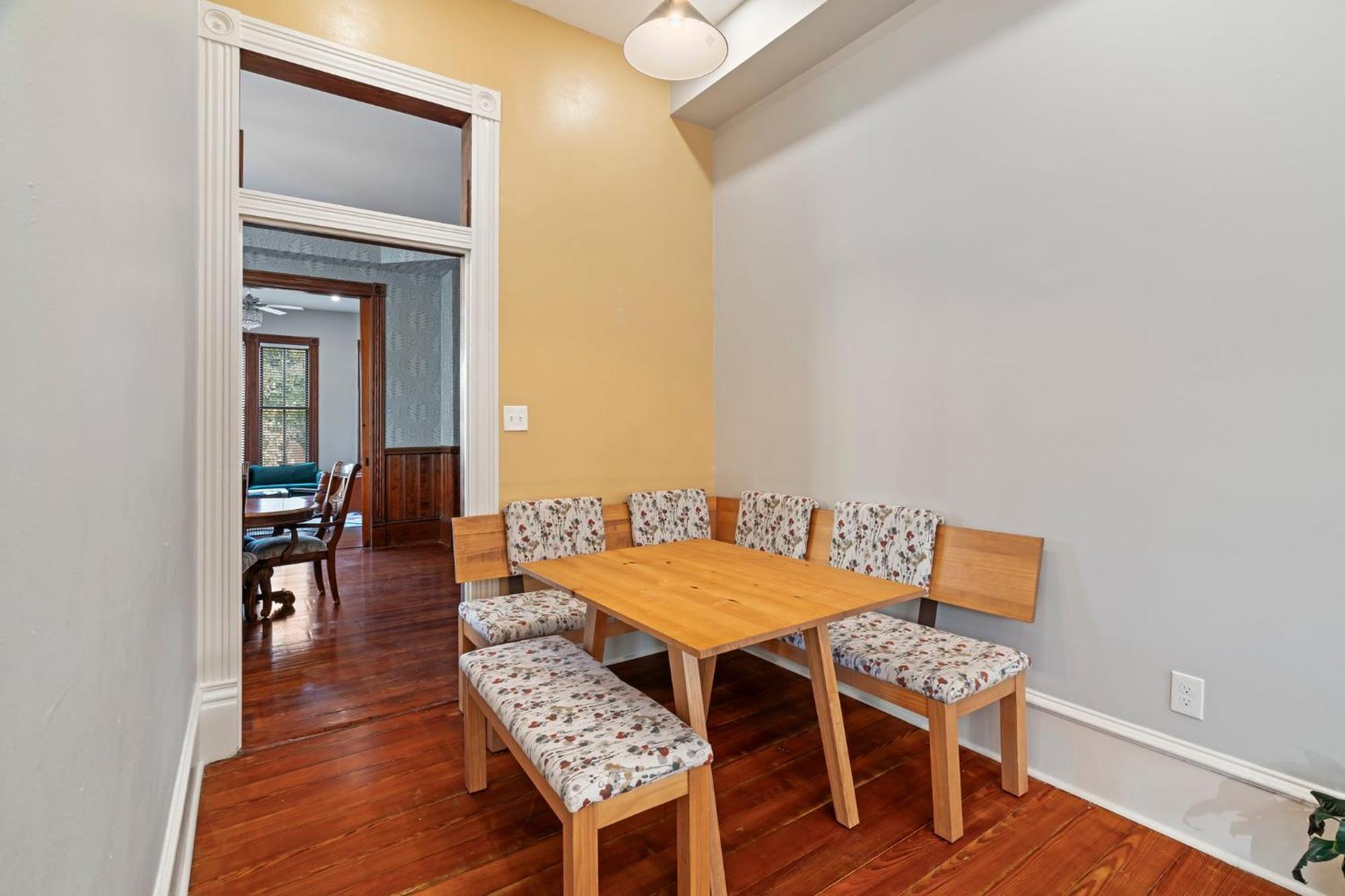 Historic Galveston Family Beach Home With 3 King Beds ภายนอก รูปภาพ