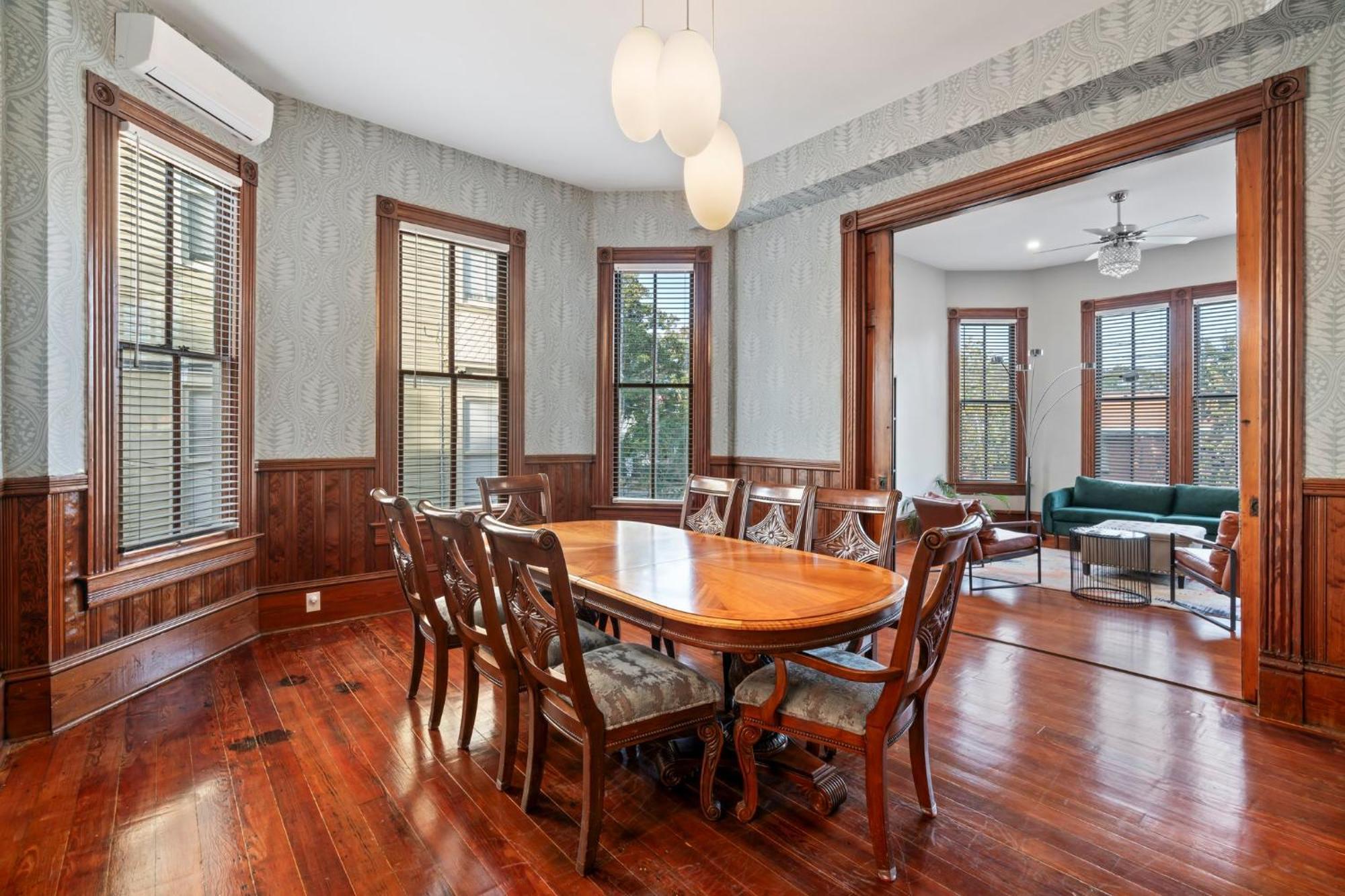 Historic Galveston Family Beach Home With 3 King Beds ภายนอก รูปภาพ